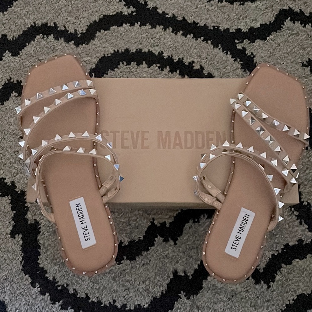 Steve Madden Skylar Tan sandals size 8